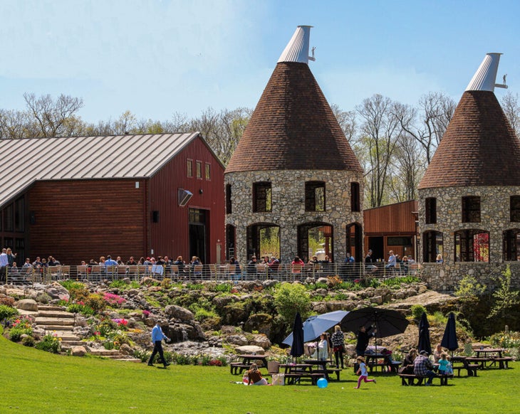 outdoor shot of twin oast brewery in ohio