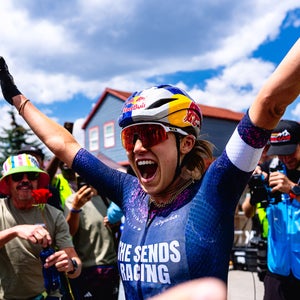 Kate Courtney celebrates her Leadville Trail 100 win