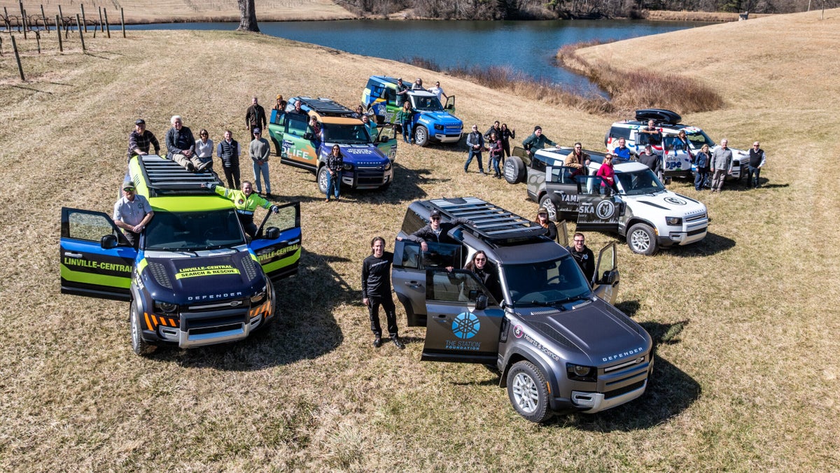 Vote Now on the 2025 Defender Service Awards