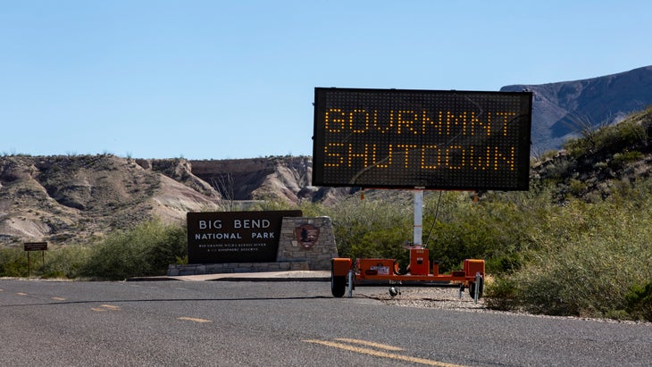 Previous government shutdowns have "hurt our parks," experts say