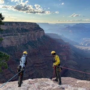 body identified in vehicle drove over grand canyon rim