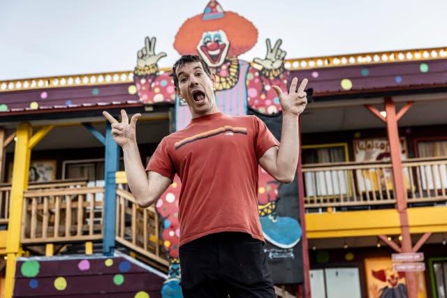 Alex Honnold Announces Plans for New Travel Show in His Home State