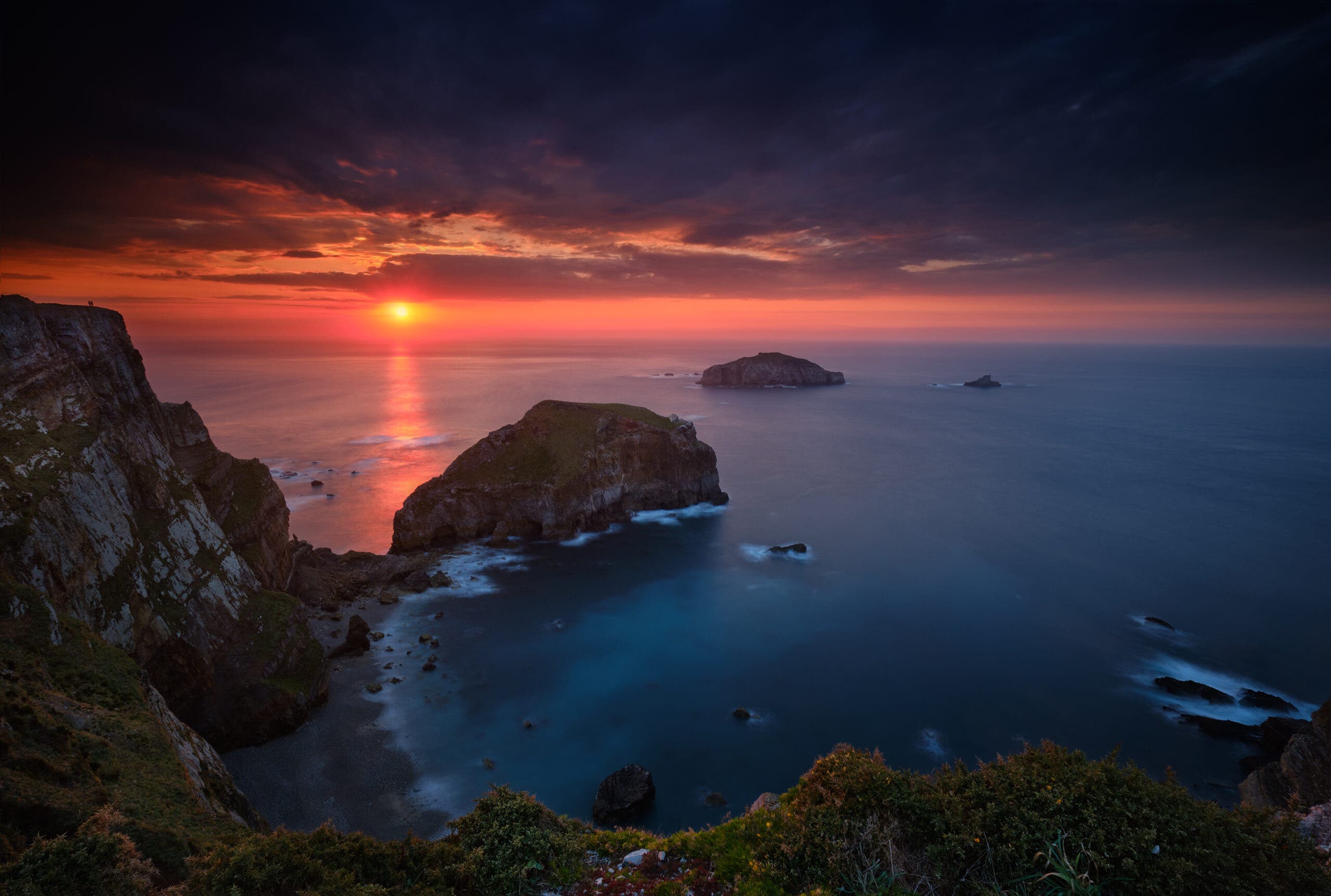 Scenic view of the sky during sunset in Oviedo, Principado de Asturias, Spain.