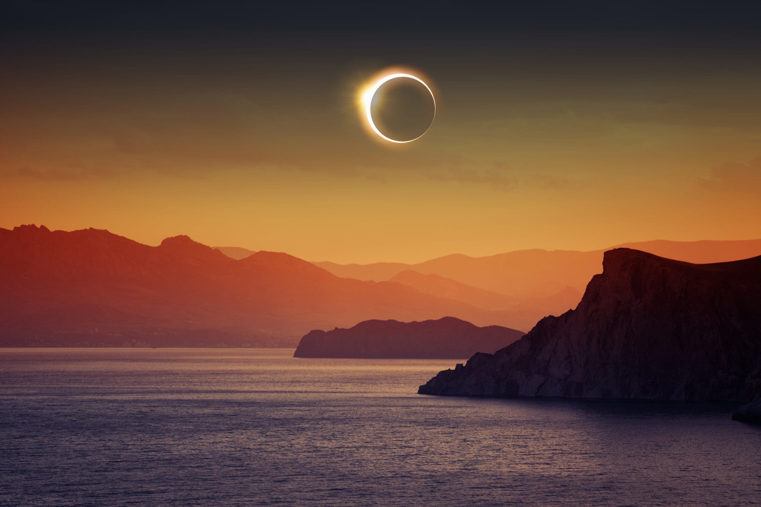 A Total Solar Eclipse Leaves a Nation in Awe - The New York Times, image size:2560x1706