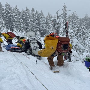 The snowboarder rescued on Mount Bachelor reported severe pain in his hips