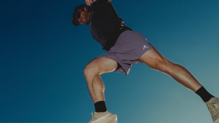 runner jumping