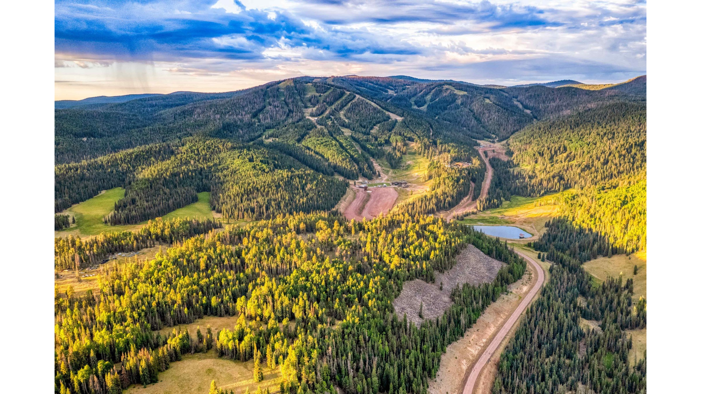 An arial view or the White Mountain in Show Low, Arizona
