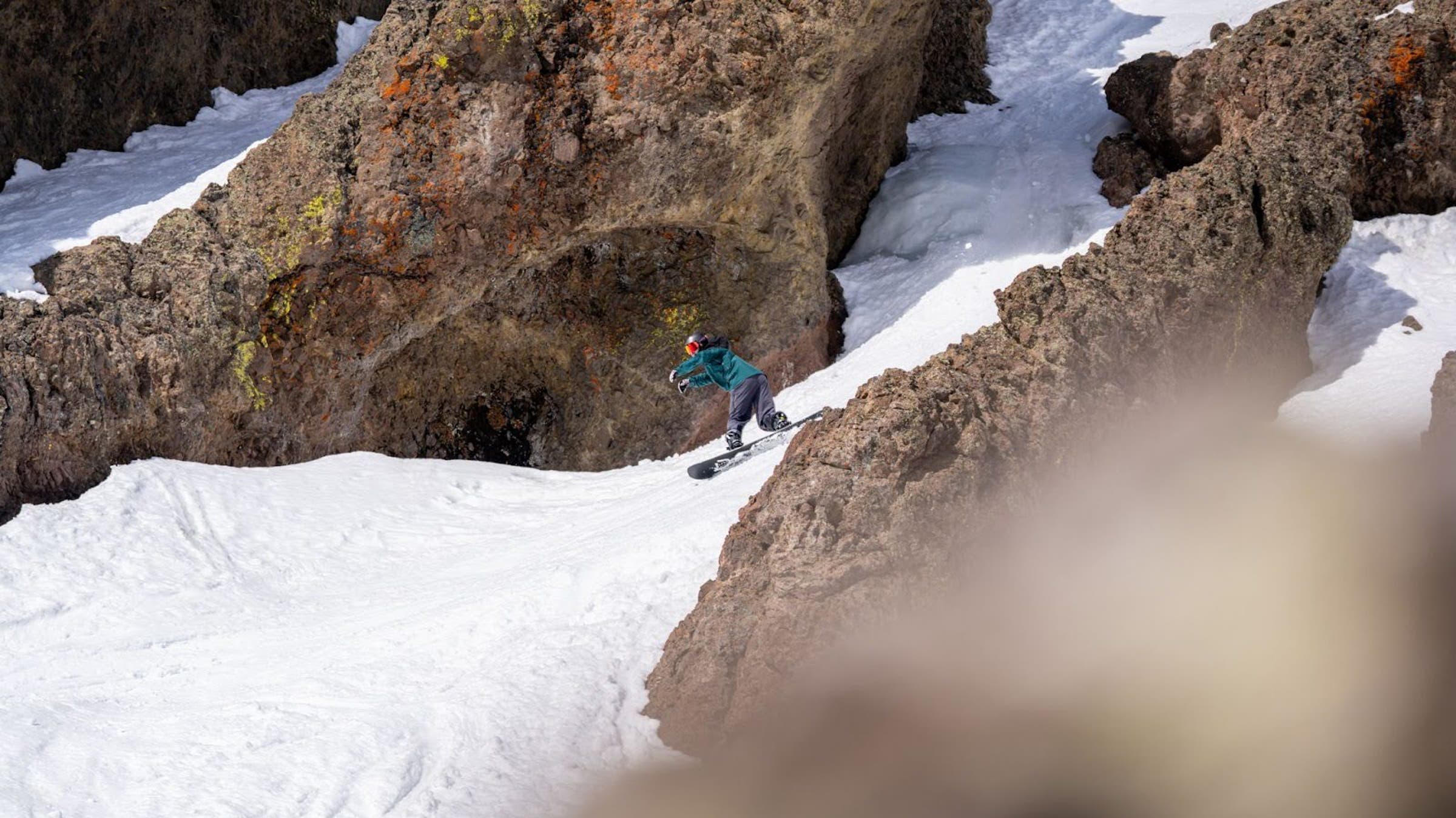 Colorado snowboard tester Will Sardinsky had never been to Kirkwood before our annual snowboard test this past spring. After one run through “The Fingers,” he was sold.