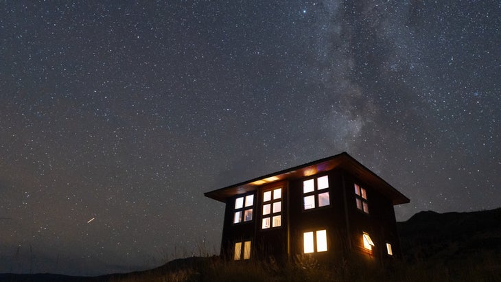 Summer Lake Lookout Airbnb