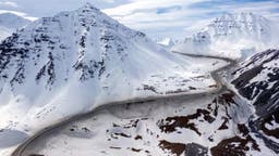 The Most Dangerous Roads in the U.S. (And How Best to Drive on Them)