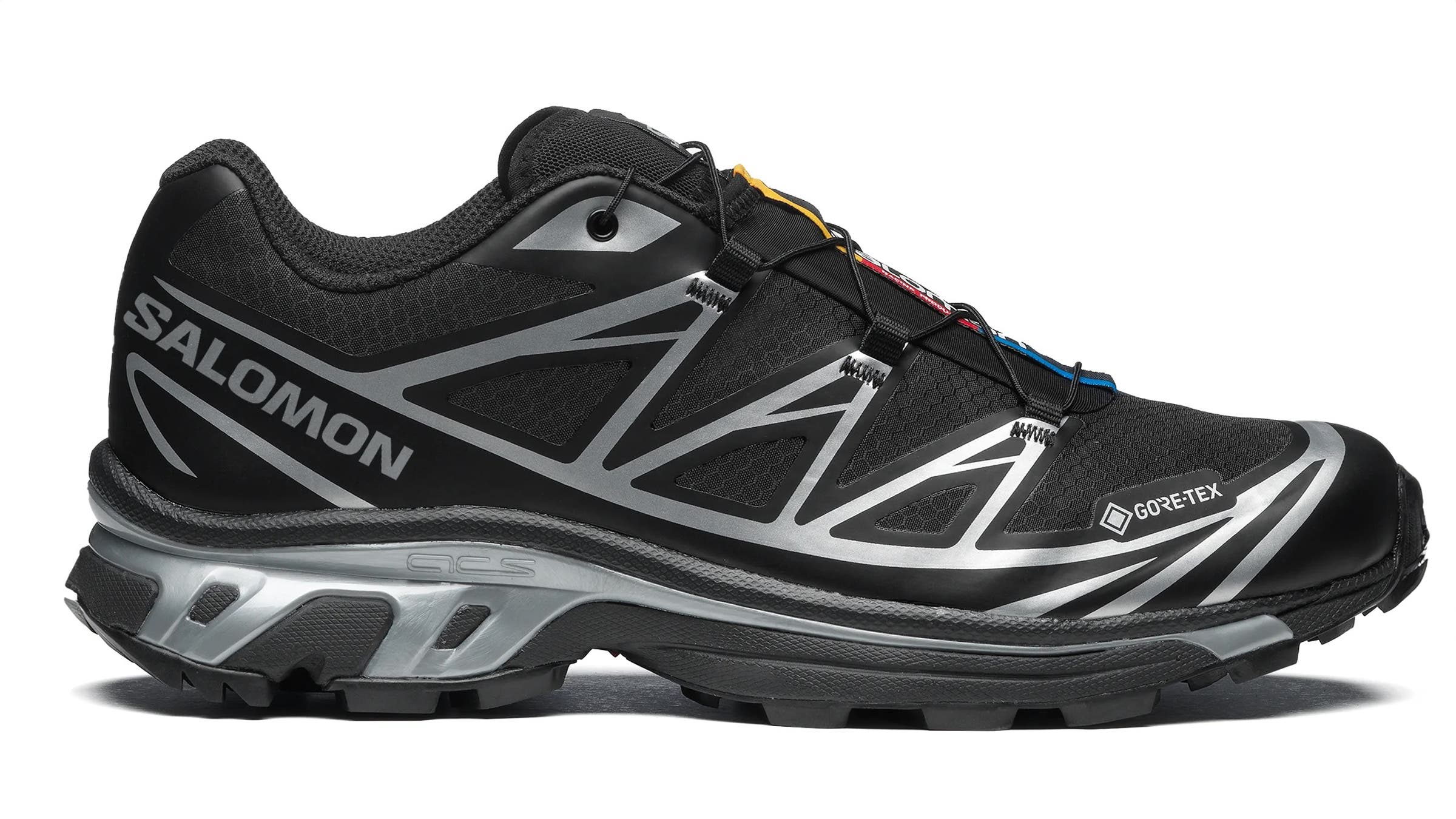 Salomon XT 6 Gore-Tex black on white background