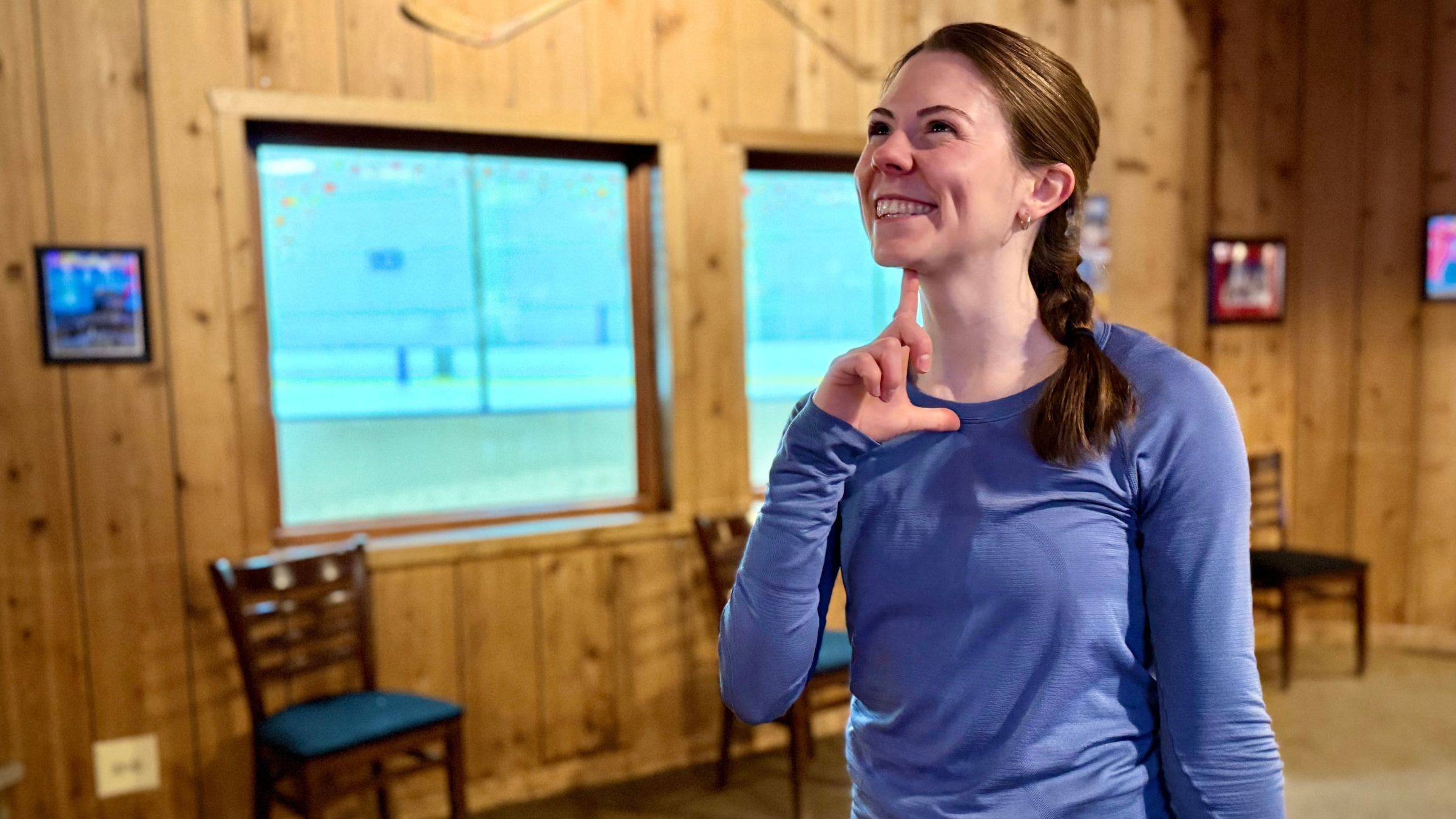 Coach Chiara demonstrates posture.