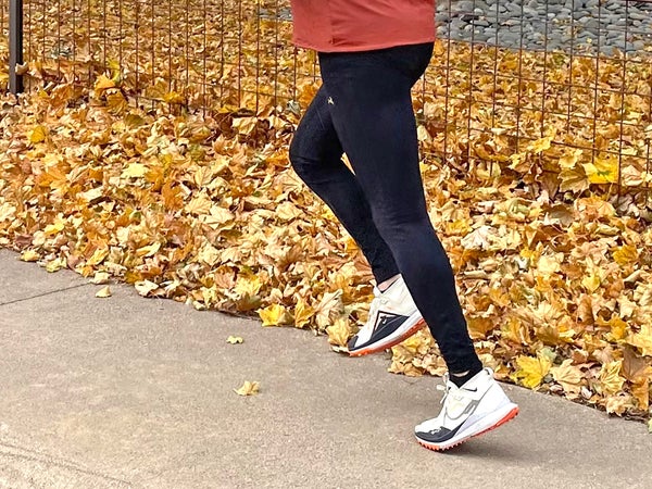 Men's running tights test in cool weather with fall leaves