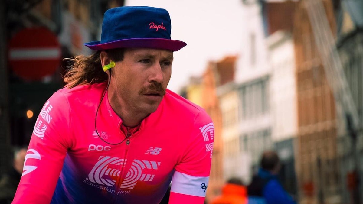 The Colorful History of the Outdoor Mullet