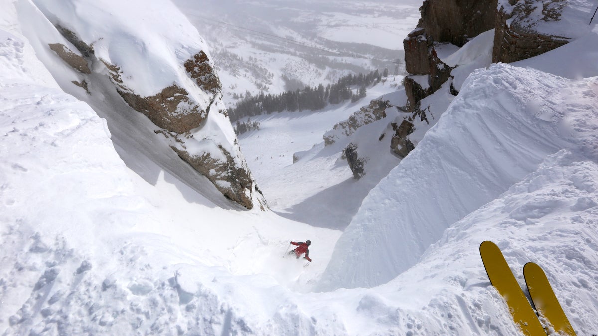 North America’s Scariest Ski Run Now Has a Livestream. The Footage Is Hilarious.