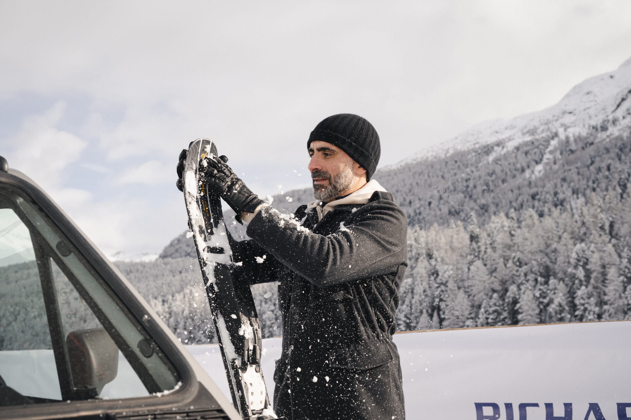 I Tested the World's First E-Skimo. Could This Be the E-Bike Moment for Skiing?