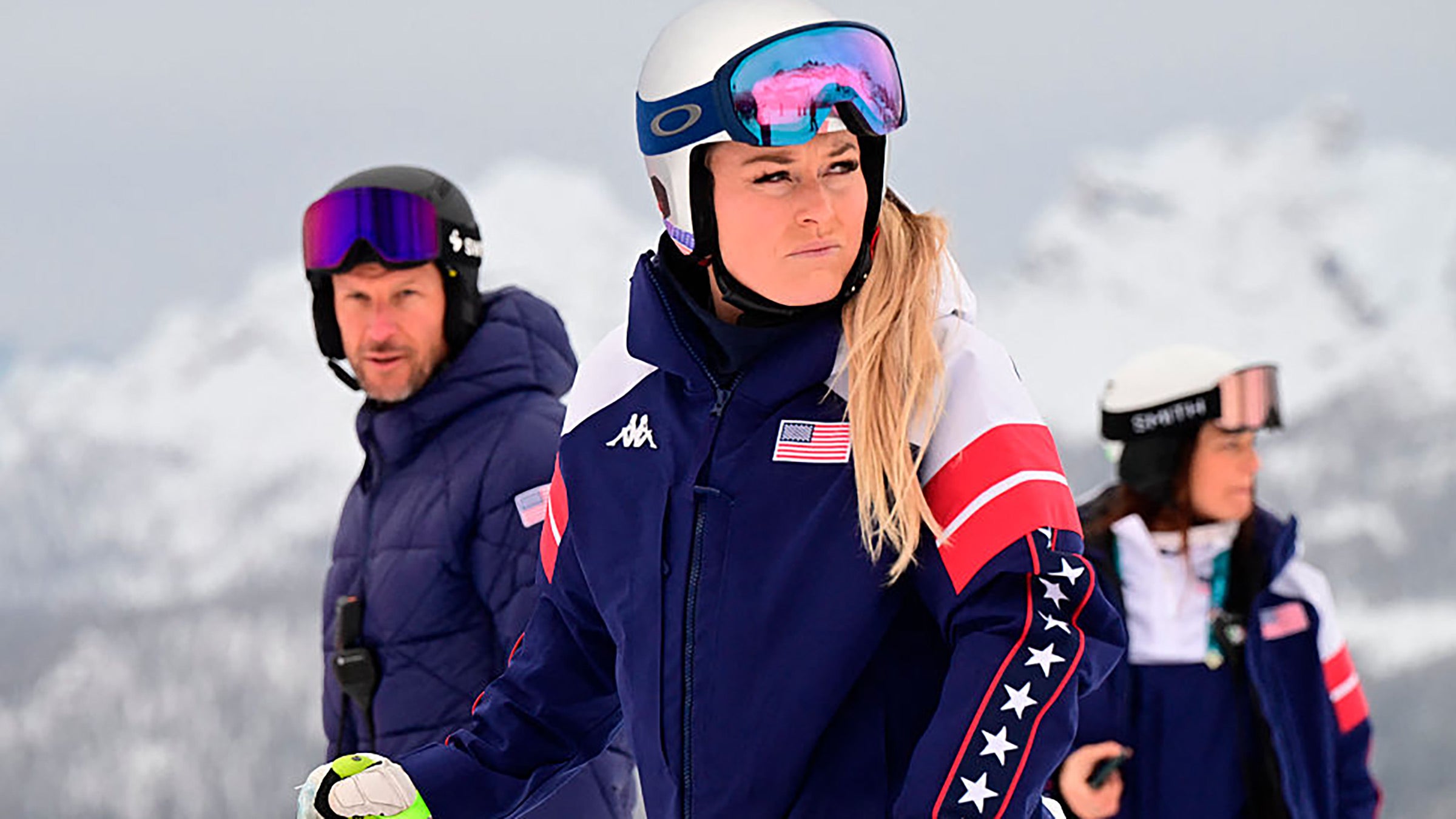 Vonn started the Olympic Downhill despite her torn ACL