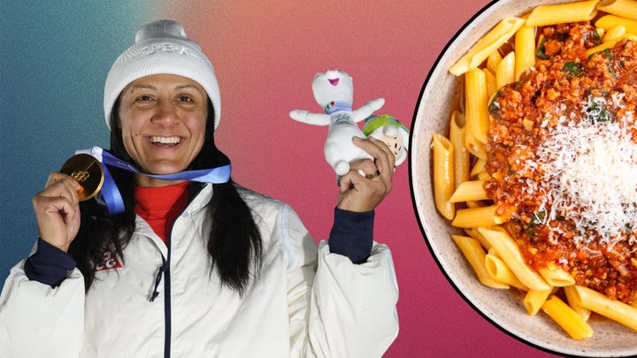 elana meyers taylor gola medal and pasta cortina olympics