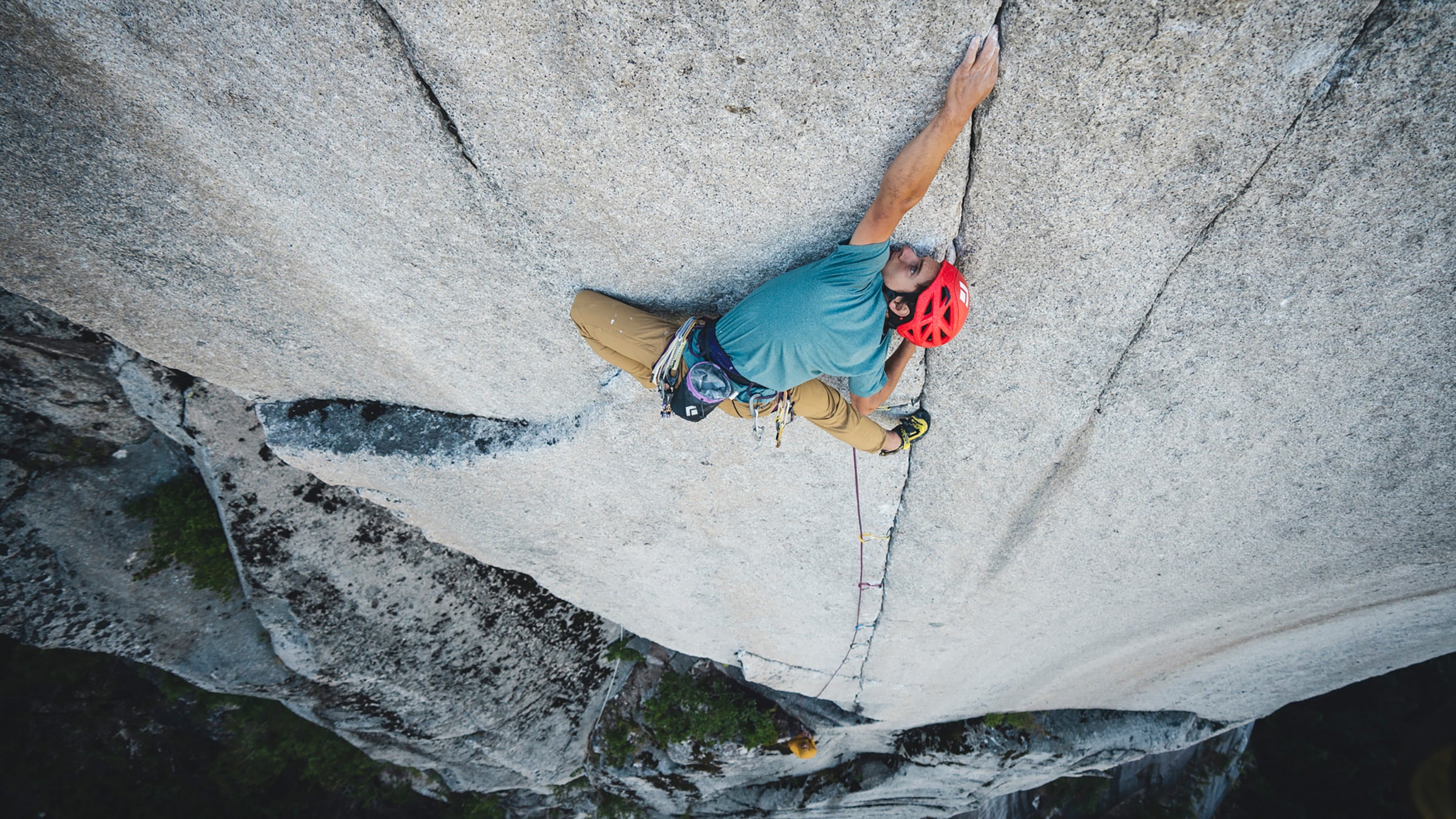 Connor Herson ascents Drifter's Escape