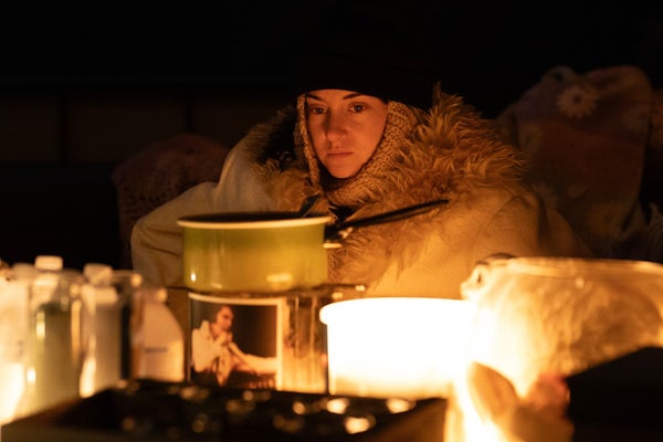 PARADISE – “Graceland” – Annie is a tour guide in Memphis, Tennessee, when the world ends. Her survival in the ensuing years after The Day is revealed as well as her encounter with a traveling group of survivors. (Disney/Ser Baffo) SHAILENE WOODLEY