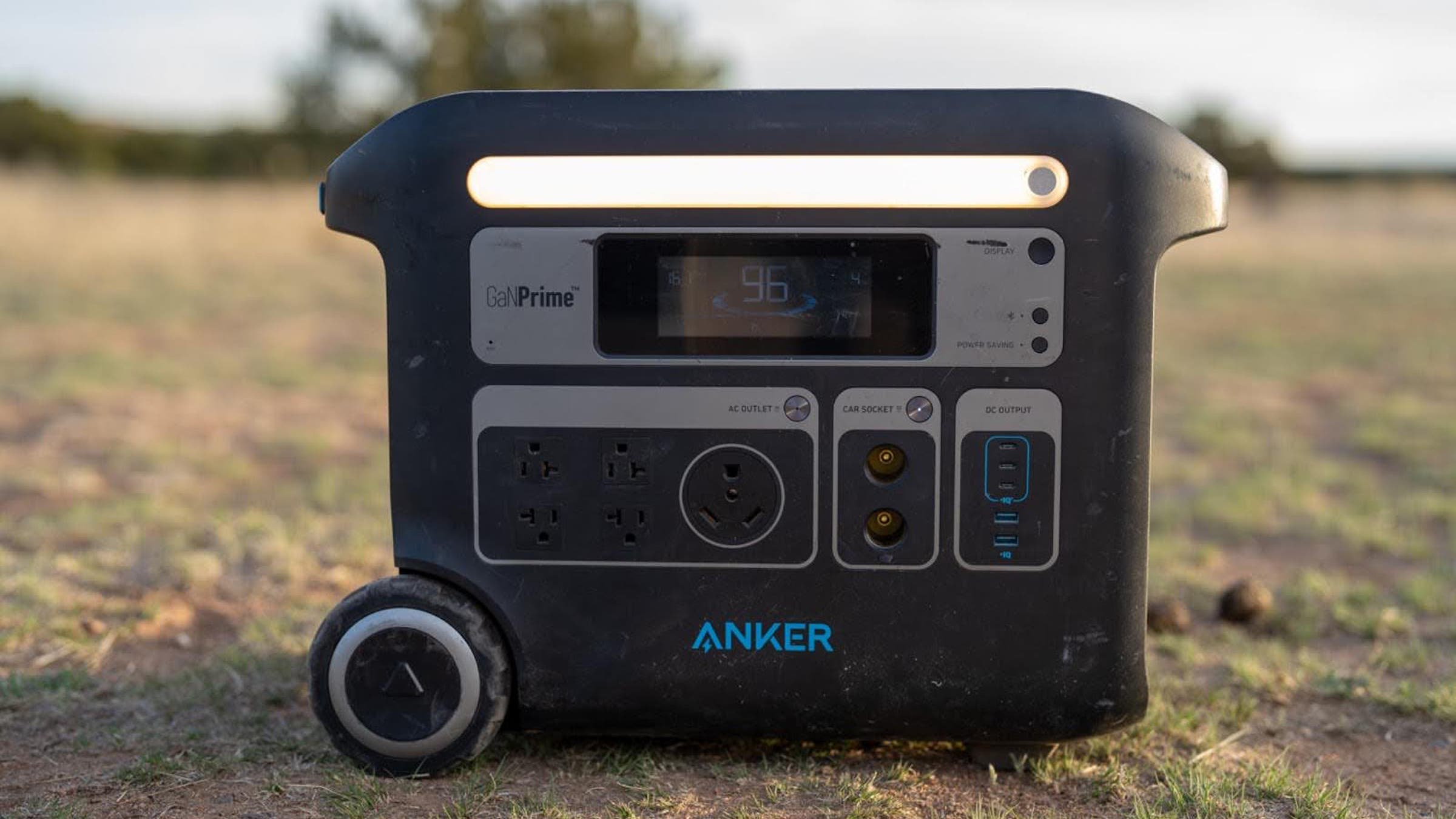 Anker Solix F2000 portable power station