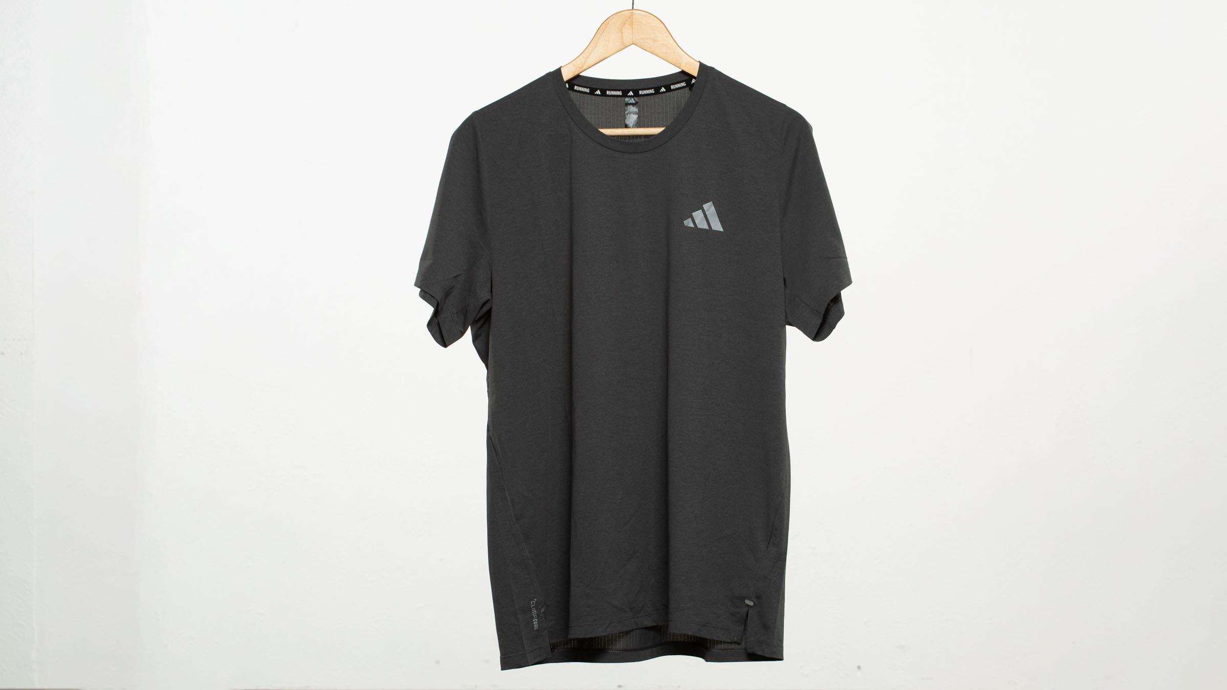 Adidas ADI365 Climacool Iconic Tee running t-shirt
