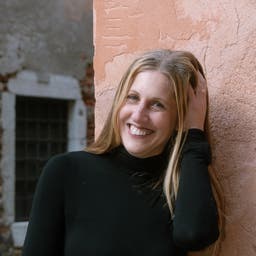 Laura Scholz's Profile Picture