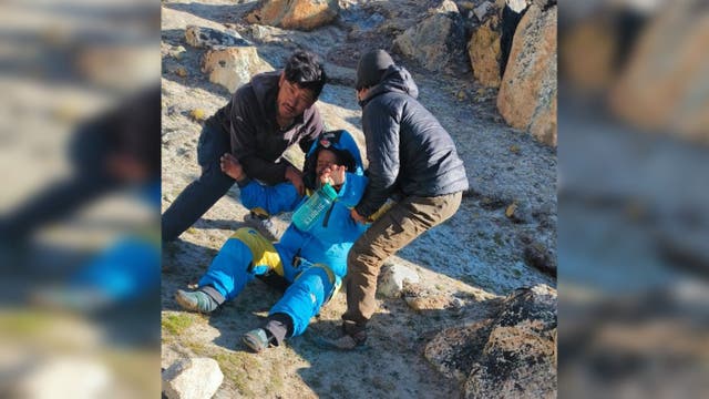 Hillary Dawa Sherpa Survived Six Days Alone on Mount Everest After Being Left on the Peak