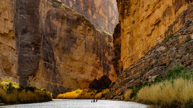 The Threat of a Border Wall in Big Bend Won’t Go Away. Former NPS Leaders Are Raising the Alarm.