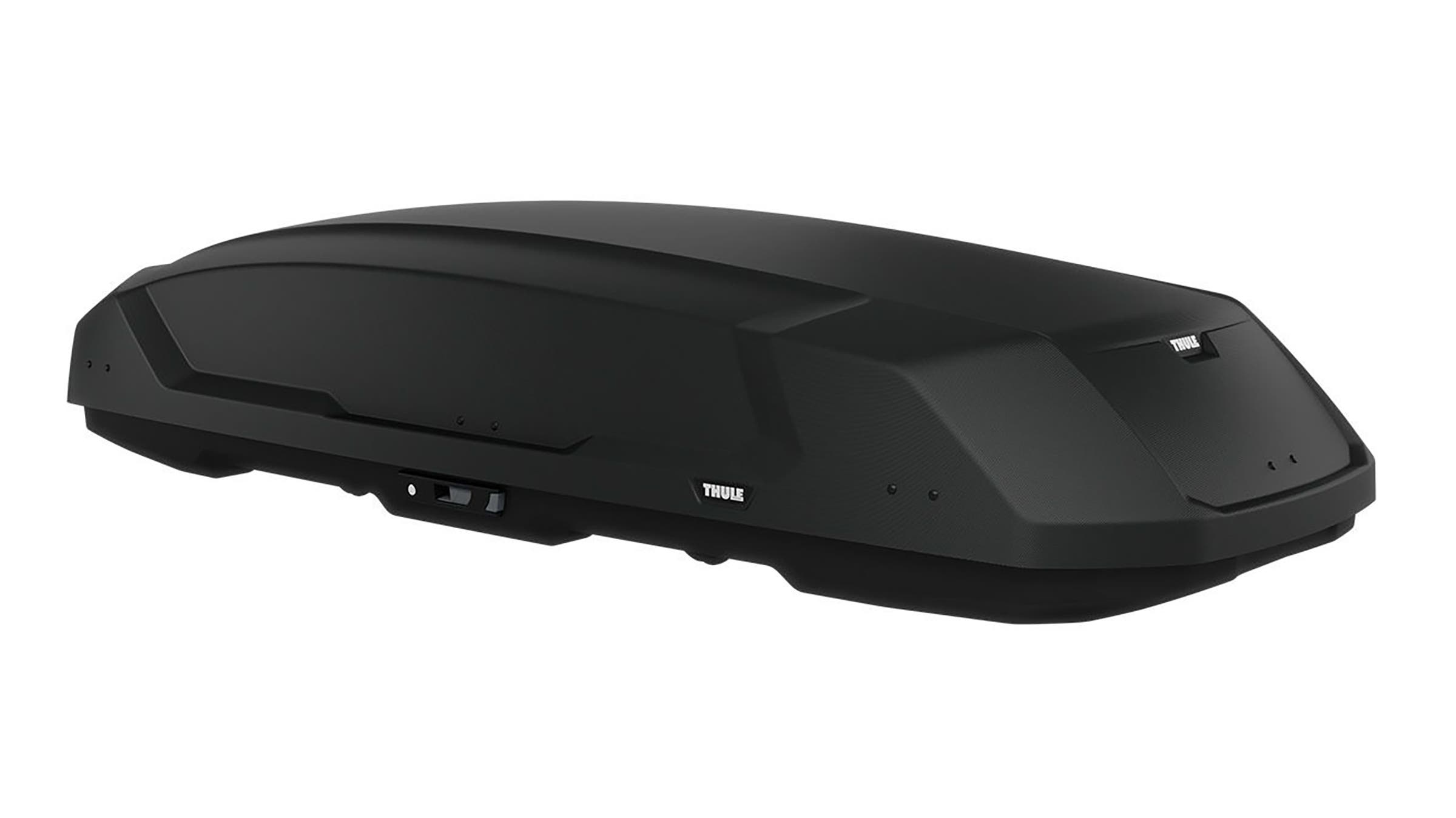 Thule Force 3 XXL rooftop carrier for family camping with teenagers