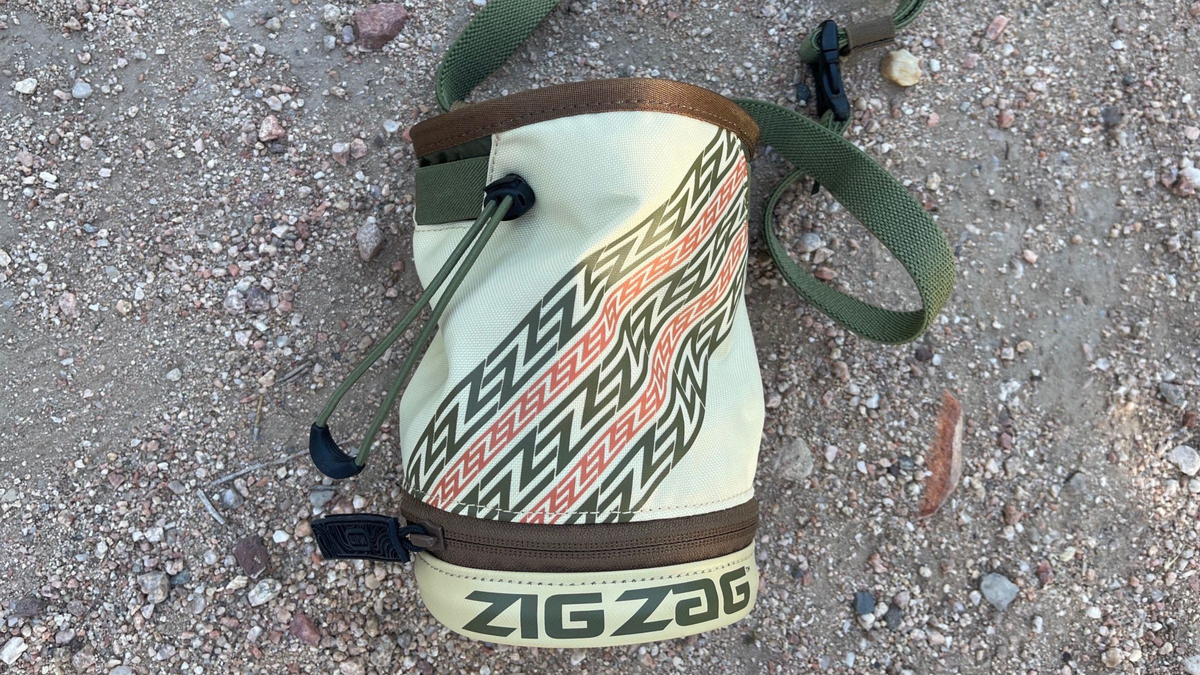 Zigzag Vessel Chalk Bag