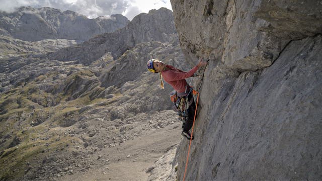 4 Food Rules Pro-Climber Sasha DiGiulian Swears By
