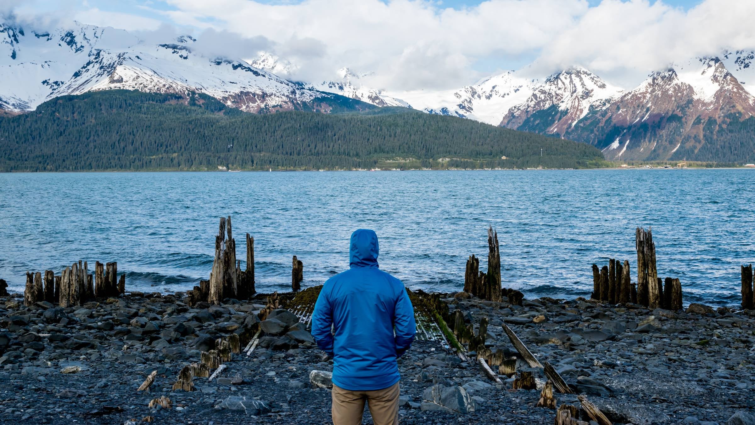 In Defense of a Little Loneliness: A Lesson From Self-Reliant Outdoorsman Dick Proenneke