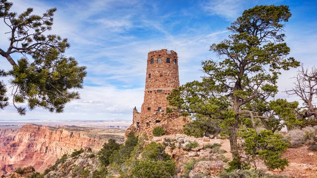 A Tourist Destroyed a Sacred Hopi Artifact at the Grand Canyon. NPS Issued an Urgent Manhunt to Find Him.