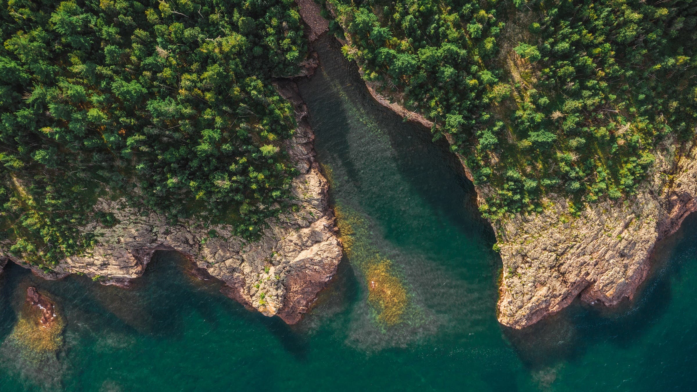 Rocky Lake Superior shoreline,