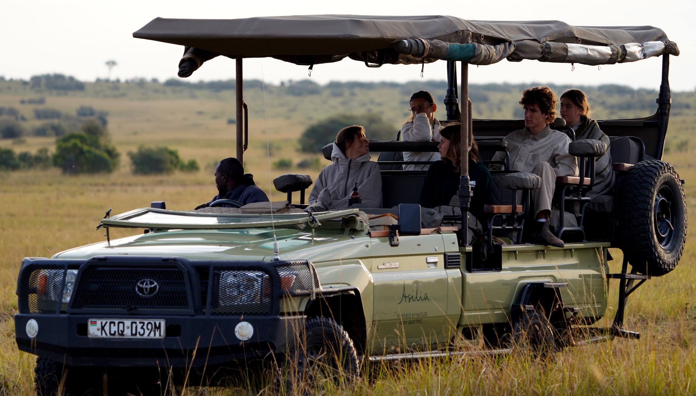 outsideonline.com - Greg Presto - New, Solar-Powered Safari EVs Are Getting Us Closer Than Ever to Wildlife