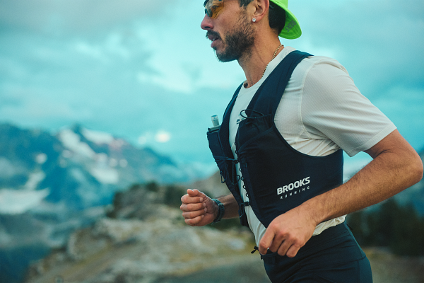 Cascadia Hydration Vest
