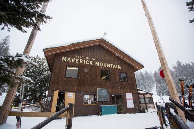 I Fell in Love with Maverick Mountain, a Single-Chair Ski Hill in Montana. Watching It Burn Breaks My Heart.