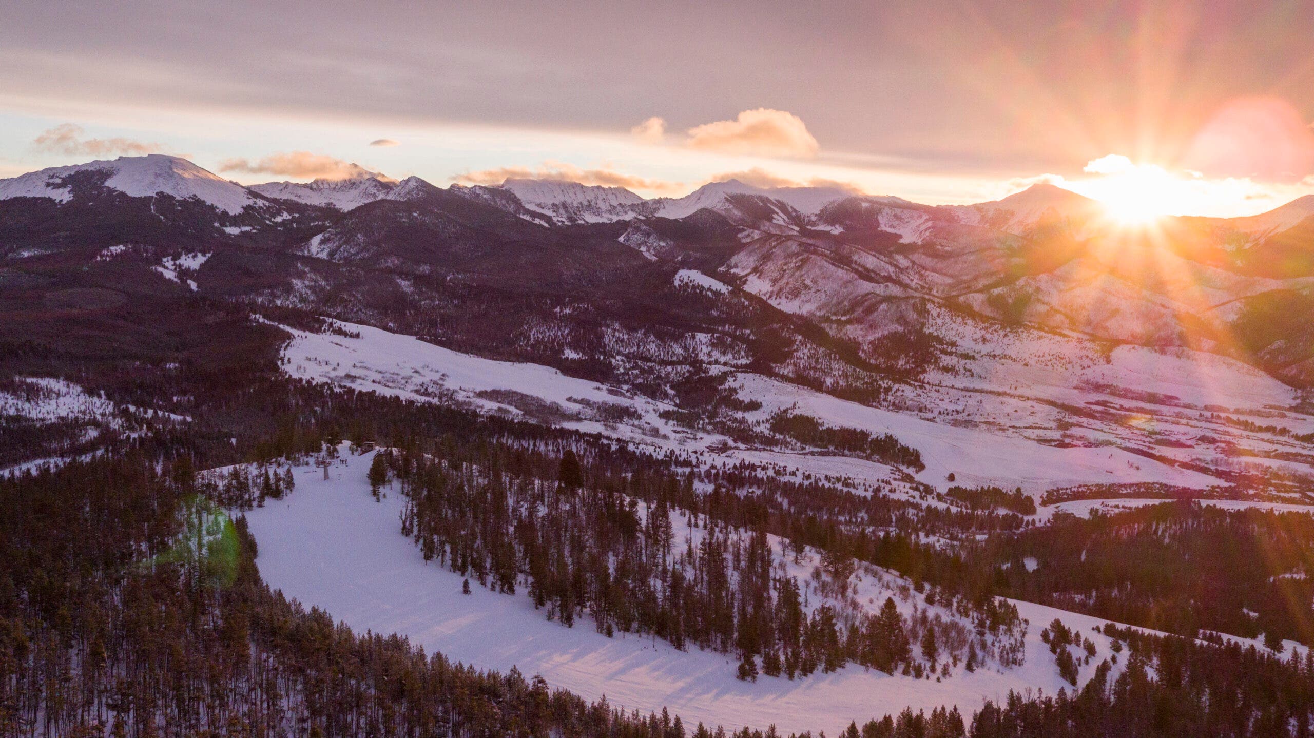 A Wildfire Is Tearing Through Maverick Mountain, a Single-Chair Ski Hill in Montana. Here’s Why It Hurts the Heart of Independent Skiing