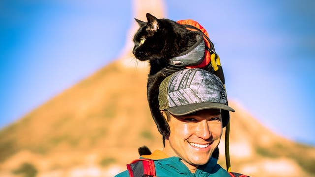 This Rescue Cat Has Climbed Colorado’s 14-ers. Now He Is Headed for Everest Base Camp.