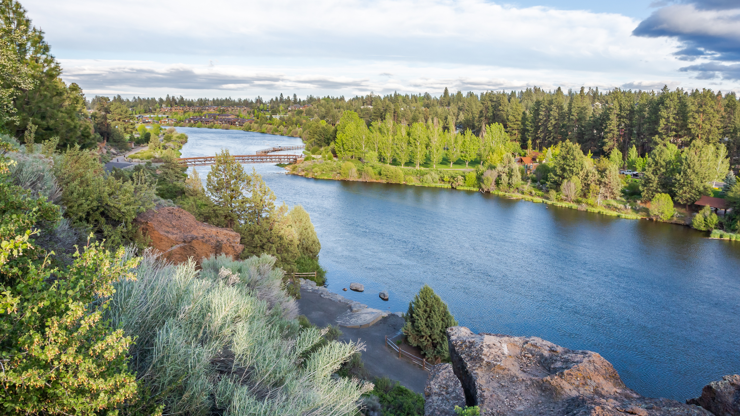 Beautiful view of the Deschutes River in Bend, Oregon, USA