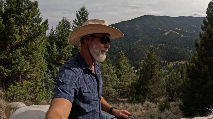 Graham Averill riding horse