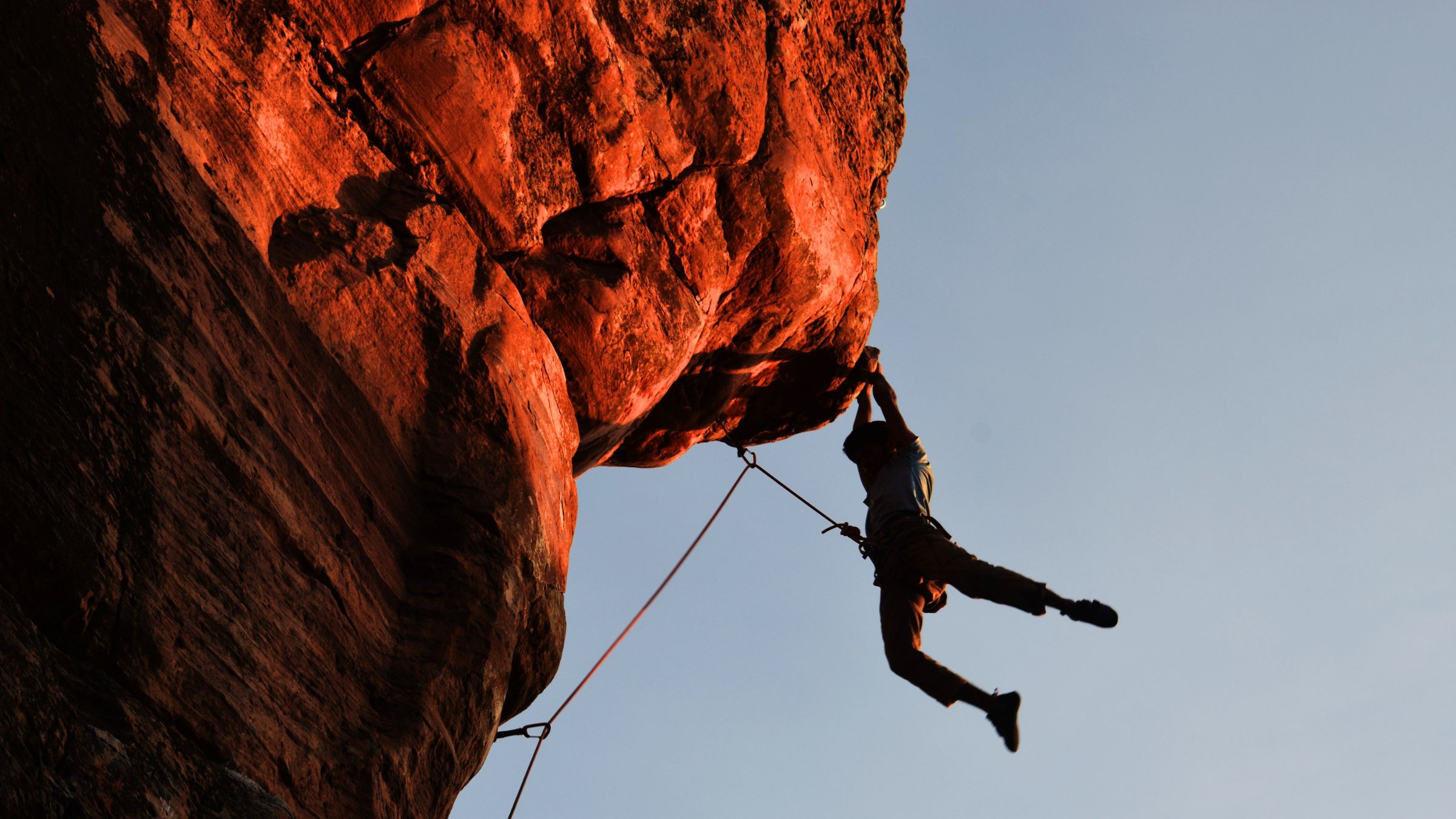 New research shows structured bouldering therapy can significantly reduce anxiety and depression. Here is how climbing interrupts rumination.
