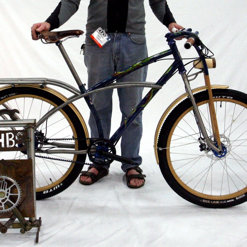 Winner of the 2015 Best in Show award, Groovy Cycleworks' surf bike is a unique blend of titanium, wood, and inspired creativity. Builder Rody Walter spent more than 30 hours creating the wooden rims, partnering with an Amish craftsman who specializes in wooden-spoke wheels for Model A Fords. The bike’s paint scheme echoes the bike owner’s hip-to-calf octopus tattoo.