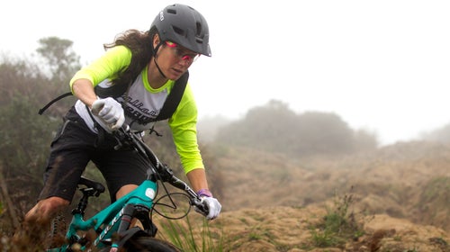 SCB December 2014 Juliana Bicycles Juggs Pacifica Anka Martin Kelli Emmet Sarah Leishman