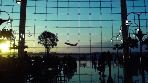 737-300 SEA SEATAC airport glass photomontage port of seattle seattle sunset travel window