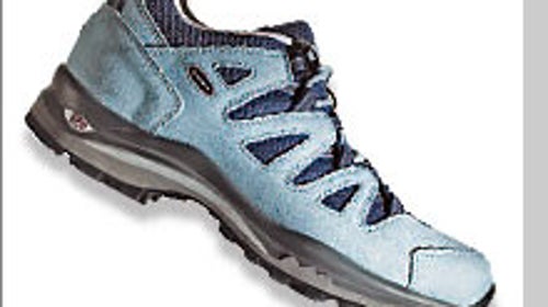 Lowa Jannu Lo - Light Hikers