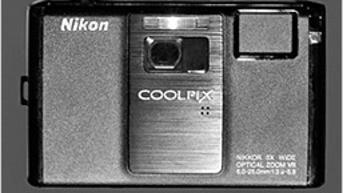 Nikon COOLPIX S1000PJ Point and Shoot Review