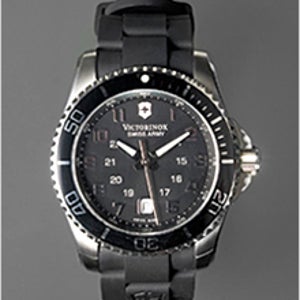 Victorinox Swiss Army Maverick GS: Sport watches Review