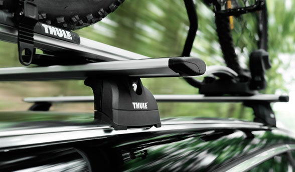 Thule aeroblade store roof rack bar